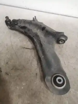Pezzo di ricambio per auto di seconda mano BRACCIO SOSPENSIONE SUPERIORE ANTERIORE SINISTRO per RENAULT KANGOO II (F/KW0) K9K628 Riferimenti OEM IAM 8200586561  