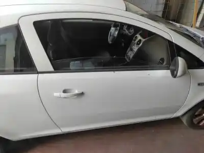 Second-hand car spare part front right door for opel corsa d z12xep oem iam references 