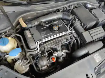Recambio de automóvil de segunda mano de MOTOR COMPLETO para VOLKSWAGEN GOLF V (1K1) (10.2003)  referencias OEM IAM BKD  