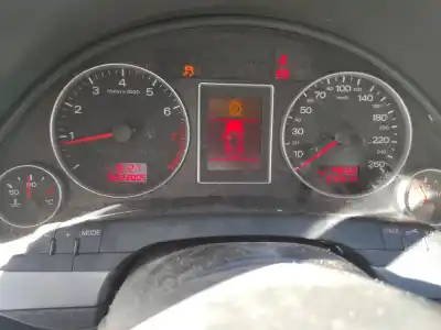 Second-hand car spare part Dashboard for AUDI A4 B7 (8EC) 2.0 OEM IAM references 8E0920901G  
