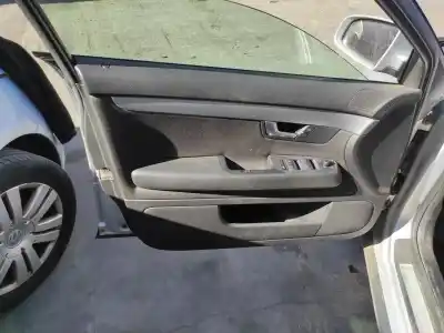 Peça sobressalente para automóvel em segunda mão forra / revestimento da porta dianteira esquerda por audi a4 b7 (8ec) 2.0 referências oem iam   