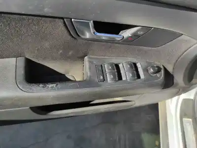 Автозапчасти б/у ВЫКЛЮЧАТЕЛЬ ЛЕВОГО ПЕРЕДНЕГО ОКНА за AUDI A4 B7 (8EC)  ссылки OEM IAM   
