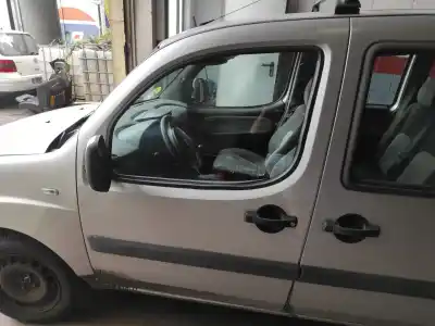 Pezzo di ricambio per auto di seconda mano PORTA ANTERIORE SINISTRA per FIAT I DOBLÒ (119) 223B1000 Riferimenti OEM IAM   