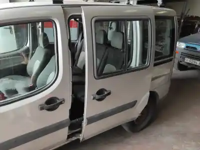 Pezzo di ricambio per auto di seconda mano PORTA LATERALE SCORREVOLE SINISTRA per FIAT I DOBLÒ (119) 223B1000 Riferimenti OEM IAM   