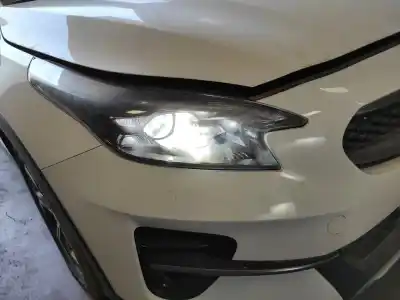 Peça sobressalente para automóvel em segunda mão FAROL / FAROLIM DIREITO por KIA XCEED  Referências OEM IAM 92102J7300  