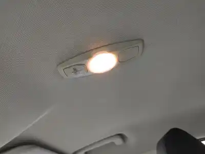 Peça sobressalente para automóvel em segunda mão LUZ INTERIOR por FORD FOCUS BERLINA (CEW)  Referências OEM IAM 2038688  