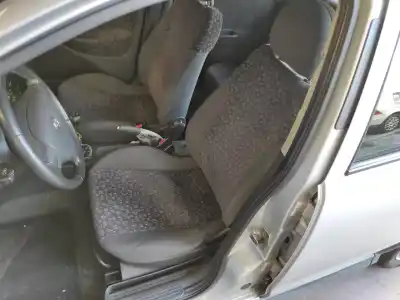 Автозапчасти б/у левое переднее сидение за opel corsa c z14xep ссылки oem iam 