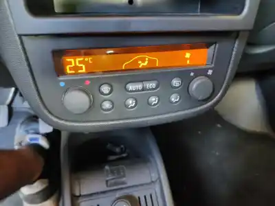 Pezzo di ricambio per auto di seconda mano Controllo Climatico per OPEL CORSA C Z14XEP Riferimenti OEM IAM   