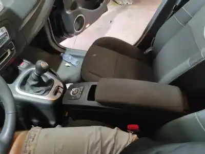 Автозапчастина б/у центральна консоль для renault scénic iii (jz0/1_) 1.5 dci посилання на oem iam 