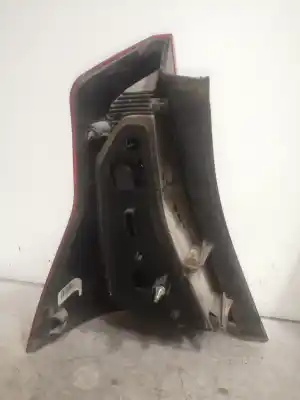 Автозапчасти б/у правый задний фонарь за dacia sandero d4ff7 ссылки oem iam 8200734824  