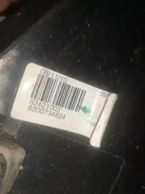 Автозапчасти б/у правый задний фонарь за dacia sandero d4ff7 ссылки oem iam 8200734824  