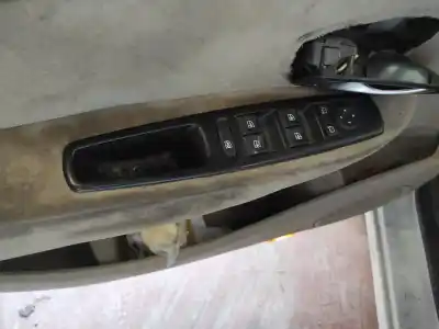 Tweedehands auto-onderdeel linker voorruit schakelaar voor renault scénic iii (jz0/1_) 1.5 dci oem iam-referenties 