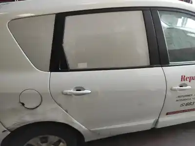 Tweedehands auto-onderdeel deur rechts achter voor renault scénic iii (jz0/1_) 1.5 dci oem iam-referenties 