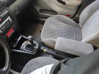 Piesă de schimb auto la mâna a doua CONSOLA CENTRALA pentru SEAT TOLEDO II (1M2)  Referințe OEM IAM   