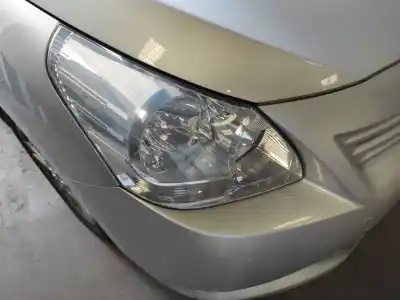 Second-hand car spare part right headlight for toyota verso (aur2/zgr2) 1adftv oem iam references 811300f090