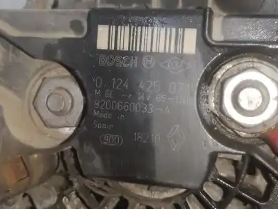 Pezzo di ricambio per auto di seconda mano  per RENAULT TWINGO II (CN0_)  Riferimenti OEM IAM 8200660033  