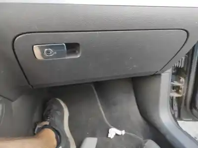 Pièce détachée automobile d'occasion Boite à Gants pour VOLKSWAGEN GOLF V (1K1) 1.9 TDI Références OEM IAM 1K1857101G  