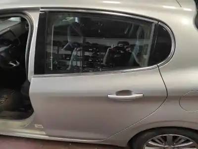Peça sobressalente para automóvel em segunda mão porta do automóvel traseira esquerda por peugeot 208 hm01 referências oem iam 9671907580