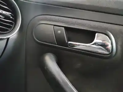 Автозапчасти б/у ВЫКЛЮЧАТЕЛЬ ПЕРЕДНЕГО ПРАВОГО ОКНА за SEAT IBIZA III (6L1)  ссылки OEM IAM   