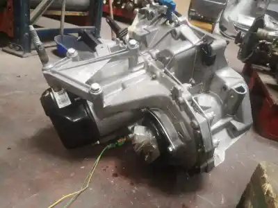 Автозапчастина б/у коробка передач для renault clio ii fase ii (b/cb0) d7fg7 посилання на oem iam jb1514  
