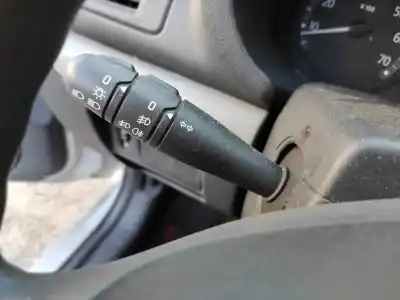 Автозапчастина б/у многофункційне управління для renault clio ii fase ii (b/cb0) d7f726 посилання на oem iam   