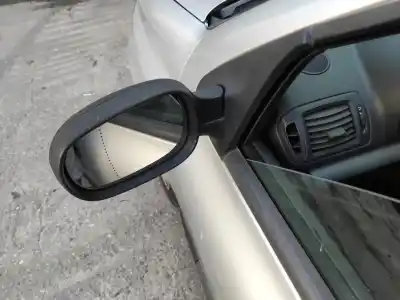 Автозапчастина б/у ліве дзеркало для renault clio ii fase ii (b/cb0) d7f726 посилання на oem iam 8200163300