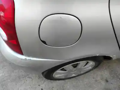 Автозапчастина б/у зовнішній пливний колпак для renault clio ii fase ii (b/cb0) d7f726 посилання на oem iam 