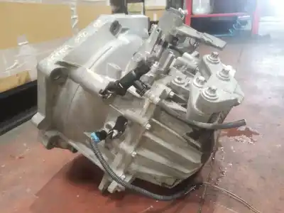 Second-hand car spare part gearbox for opel astra h gtc d-z19dth oem iam references 55561228  