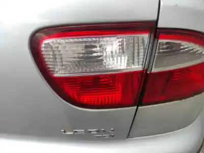 Автозапчастина б/у внутрішній правий завод для SEAT LEON (1M1) 1.9 TDI Посилання на OEM IAM 1M6945108  
