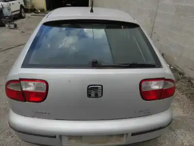 Автозапчастина б/у загальні двері для seat leon (1m1) 1.9 tdi посилання на oem iam 1m6827025j