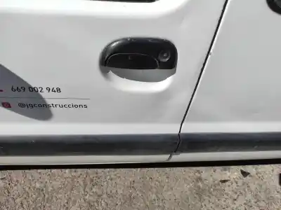 Автозапчасти б/у левая передняя дверь за renault kangoo i (f/kc0) f8q630 ссылки oem iam   