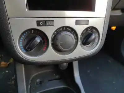 Peça sobressalente para automóvel em segunda mão  por OPEL CORSA D  Referências OEM IAM   