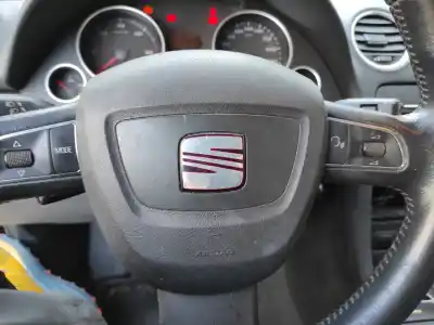 Автозапчастина б/у передня ліва подушка безопасности для seat exeo st (3r5) 2.0 tdi посилання на oem iam 3r0880201a