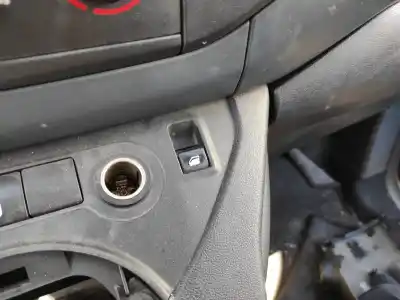 Second-hand car spare part right front power window switch for peugeot partner (s2) 9h02 oem iam references 
