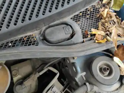 Pezzo di ricambio per auto di seconda mano Deposito Pulito per RENAULT CLIO II FASE II (B/CB0) K9K700 Riferimenti OEM IAM   