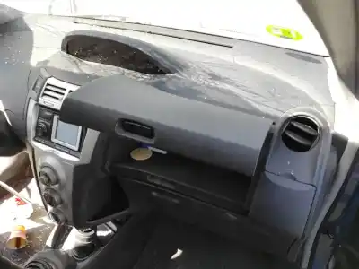 Peça sobressalente para automóvel em segunda mão Porta Luvas por TOYOTA YARIS (KSP9/SCP9/NLP9) 2SZFE Referências OEM IAM   