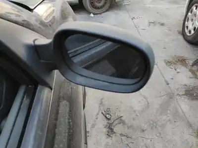 Автозапчастина б/у правий задний огляд для renault clio ii fase ii (b/cb0) k9k740 посилання на oem iam 8200163302