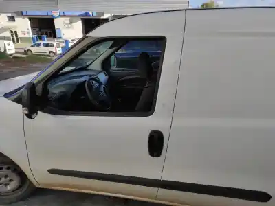 Автозапчасти б/у левая передняя дверь за opel combo d 263a2000 ссылки oem iam 