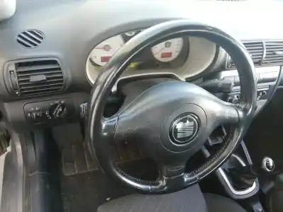 Second-hand car spare part STEERING WHEEL for SEAT LEON (1M1) 1.9 TDI OEM IAM references   