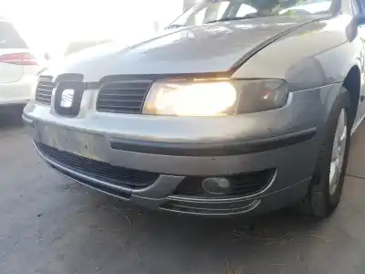 Second-hand car spare part front bumper for seat leon (1m1) 1.9 tdi oem iam references 1m0807217dk   Second-hand car spare part front bumper for seat leon (1m1) 1.9 tdi oem iam references 1m0807217dk