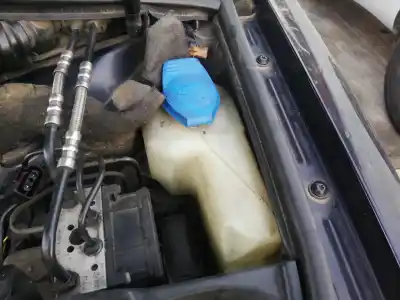 Автозапчасти б/у  за AUDI A4 B6 (8E2)  ссылки OEM IAM   