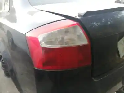 Автозапчасти б/у левый задний фонарь за AUDI A4 B6 (8E2) 1.9 TDI ссылки OEM IAM 8E5945217  