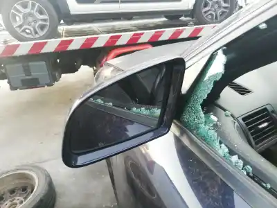 Автозапчастина б/у ліве дзеркало для audi a4 b6 (8e2) 1.9 tdi посилання на oem iam 8e1858531aa