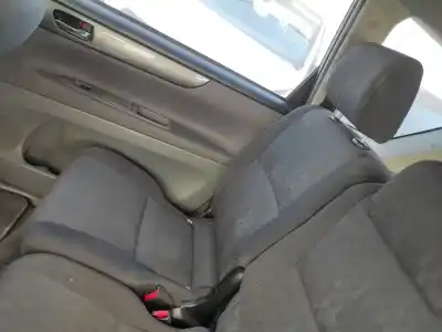 Автозапчасти б/у заднее сиденье справа за TOYOTA AVENSIS VERSO (M20) 1CDFTV ссылки OEM IAM   