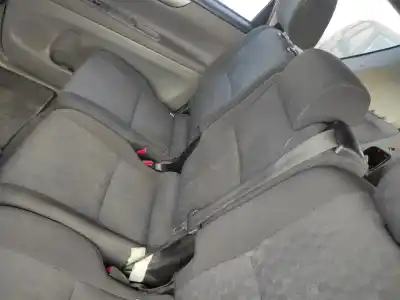 Автозапчасти б/у средняя задняя сиденья за toyota avensis verso (m20) 1cdftv ссылки oem iam  Автозапчасти б/у средняя задняя сиденья за toyota avensis verso (m20) 1cdftv ссылки oem iam
