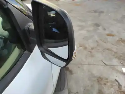 Автозапчасти б/у задний вид справа за opel combo d 263a2000 ссылки oem iam 95526064