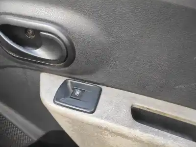 Автозапчастина б/у передній правий віконний вимикач для DACIA DOKKER K9K612 Посилання на OEM IAM   