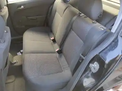 Автозапчастина б/у  для OPEL ASTRA H SEDÁN (A04)  Посилання на OEM IAM   