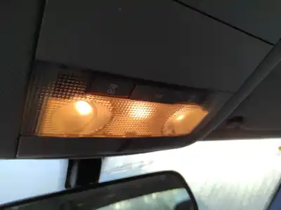 Автозапчастина б/у внутрішне світло для OPEL ASTRA H SEDÁN (A04) 1.6 (L69) Посилання на OEM IAM   