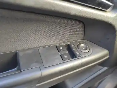 Автозапчастина б/у передні вікний вмикач для opel astra h sedán (a04) 1.6 (l69) посилання на oem iam 